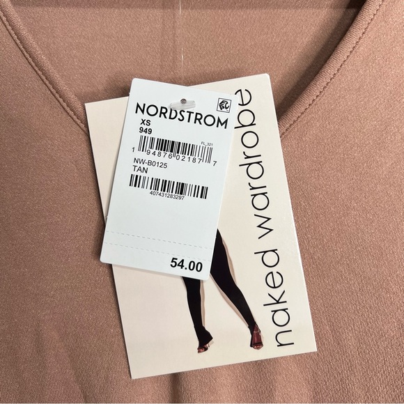 NWT Naked Wardrobe The NW V-Neck Bodysuit - Picture 8 of 9